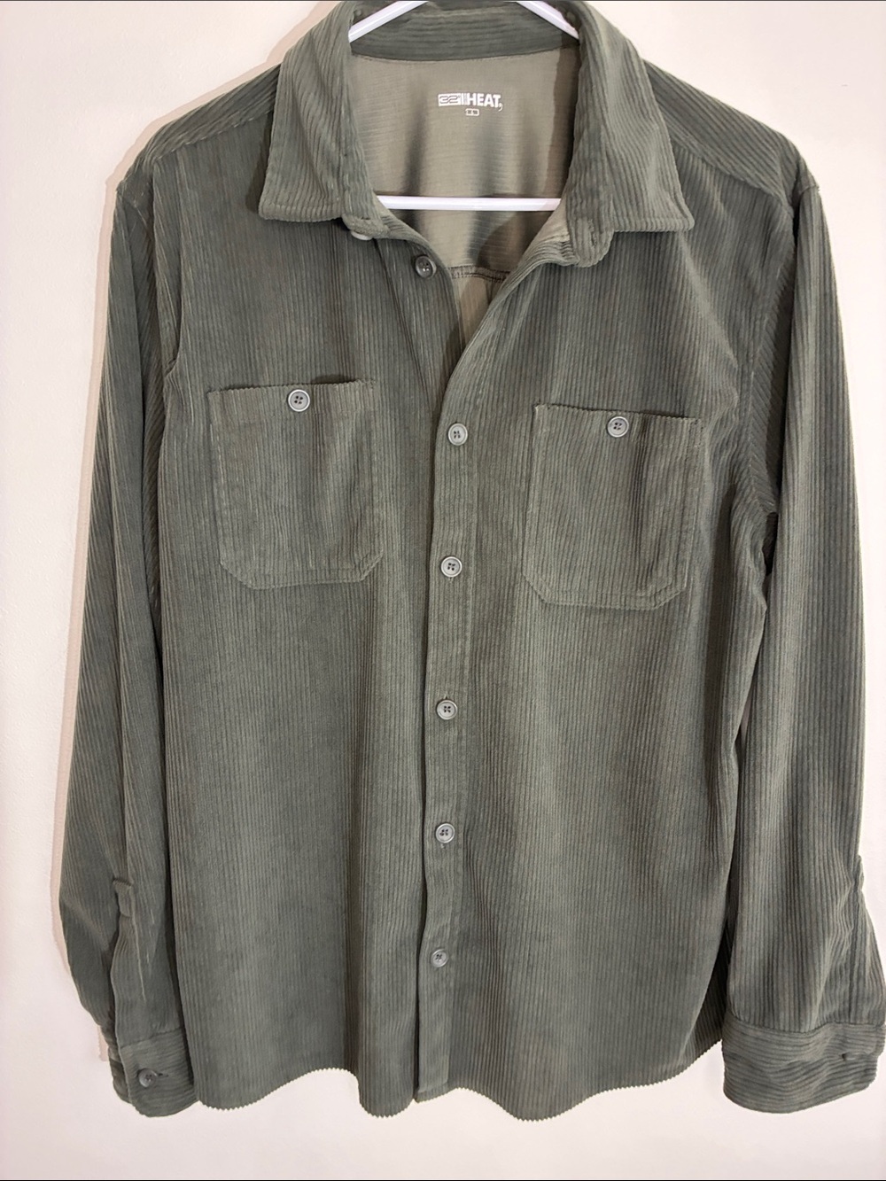 32 Degrees HEAT Men’s  Olive Green Corduroy Button-Up Shirt